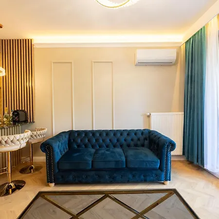 Appartement Golden Park 4*