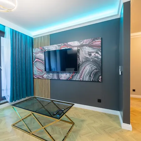 Appartamento Golden Park 4*