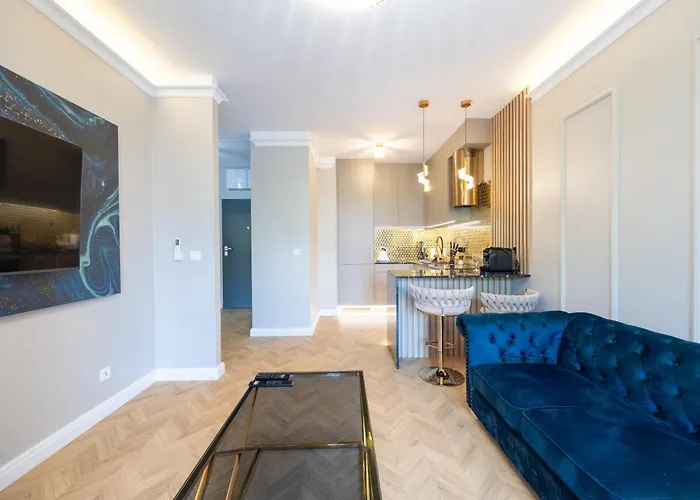 Golden Park Apartamento 4*