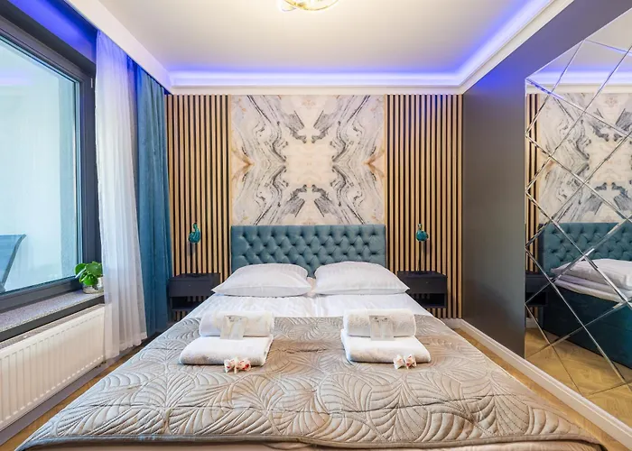 Golden Park Apartamento 4*