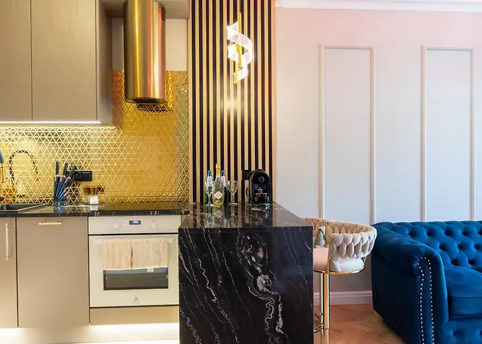 Daire Golden Park 4*