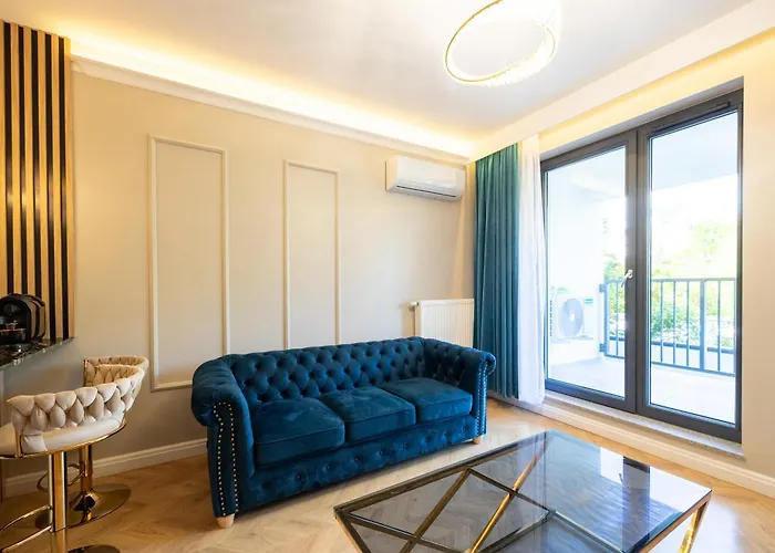 Golden Park Apartamento 4*